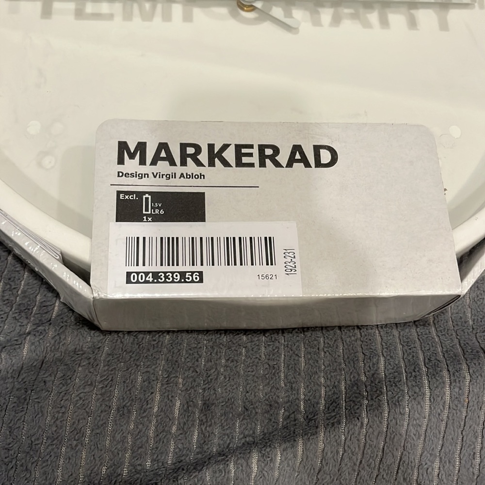 NWT Off-white IKEA collaboration clock - Picture 2 of 4